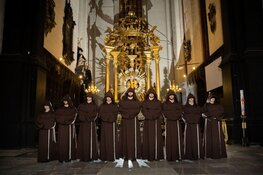 Gregorian Grace |Arte Chorale - overweldigende gezangen, als van een andere wereld!