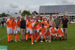 Hugo Boys handhaaft zich in derde klasse door DWB na verlenging te kloppen