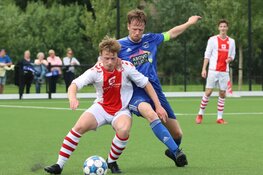 Sterk SEW zet kroon op seizoen met promotie naar tweede klasse