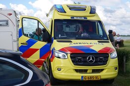 Man valt uit kano, niet ver van kust Wijdenes