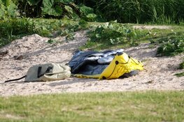 Man valt uit kano, niet ver van kust Wijdenes