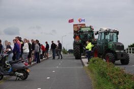 Boeren protesteren in Zwaagdijk