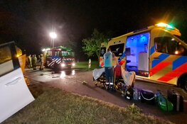 Bestuurder onder invloed crasht tegen boom in Wognum