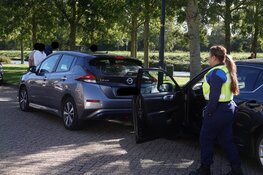 Automobilist mogelijk onwel in Bovenkarspel