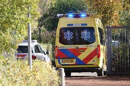 Scholier (14) zwaargewond bij steekincident op Hoornse school, verdachte aangehouden