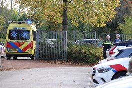 Scholier (14) zwaargewond bij steekincident op Hoornse school, verdachte aangehouden