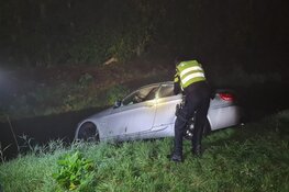 Auto in sloot aangetroffen in Wognum