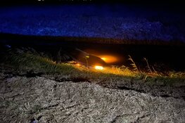 Auto te water in Venhuizen