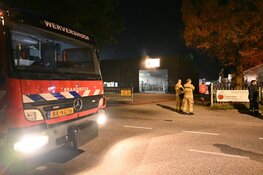 Brand bij timmerfabriek in Zwaagdijk-Oost