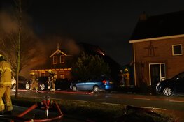 Flinke brand bij stolpboerderij in Wognum