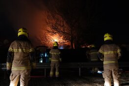 Grote brand op bungalowpark in Wervershoof