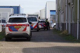 Politie-inval op bedrijventerrein in Enkhuizen