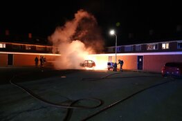 Auto door brand verwoest in Bovenkarspel