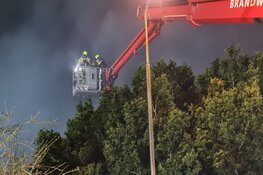 Vrijstaande woning in Ursem in brand