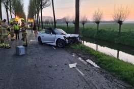 Peperdure Lotus gecrasht in Sijbekarspel: twee gewonden