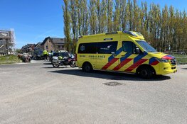 Motorrijdster aangereden in Zwaag
