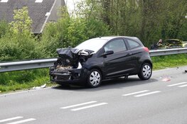 Kopstaartbotsing met veel schade op Westfrisiaweg
