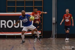 Hovocubo stelt tweede plaats veilig na winst op FC Marlène