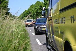 Automobilist gewond bij botsing in Berkhout