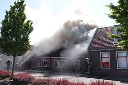 Felle brand verwoest woning in Wervershoof