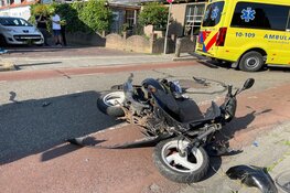 Scooterrijder gewond na ongeval met twee voertuigen