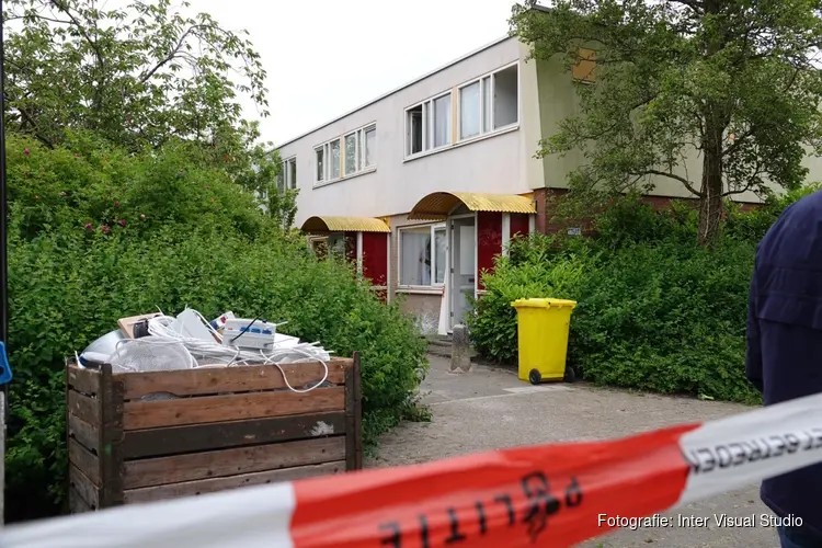 Burgemeester sluit drugswoning aan de Mercuriushof