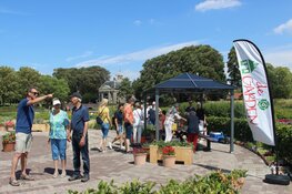 Proeverij van eigen oogst in de Garden op 9 september