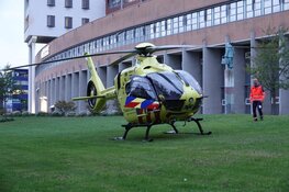 Zwaargewonde bij schietincident in Hoorn. Grootse zoekactie naar twee verdachten