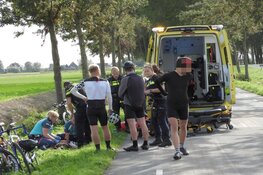 Wielrenner gevallen in Oudendijk