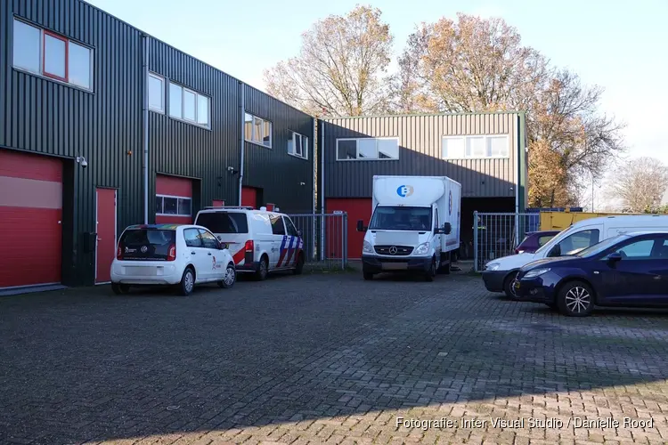 Hennepkwekerij aangetroffen in bedrijfspand Oosterblokker