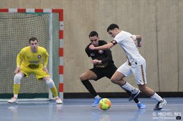 Hovocubo na rust langs VNS United