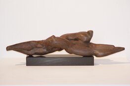 Kunstenaars Nederlandse Kring van Beeldhouwers exposeren in Hoornse Boterhal