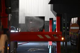 Flinke rookontwikkeling na brand bij Bo-rent in Hoorn