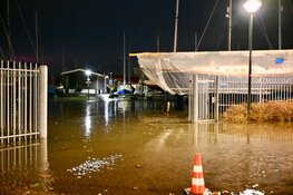 Hoogwater in Hoorn: Visserseiland dreigt te overstromen
