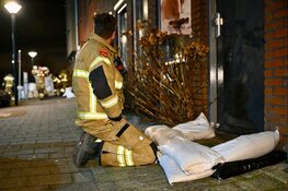 Hoogwater in Hoorn: Visserseiland dreigt te overstromen