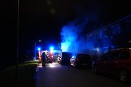 Auto in brand opgegaan op de Dirk Wieringastraat in Enkhuizen