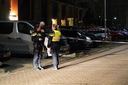 Man overloopt inbrekers in Avenhorn en wordt neergestoken