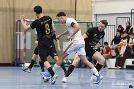 Hovocubo in tweede helft langs VNS United