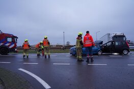 Aanrijding met drie voertuigen in Andijk