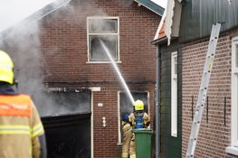 Sprake van asbest bij brand in schuur in Bovenkarspel