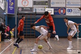 Hovocubo loopt zich vast op VNS United