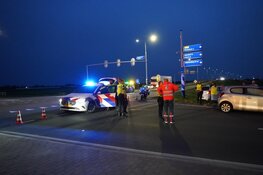 Botsing tussen twee auto's in Zwaagdijk