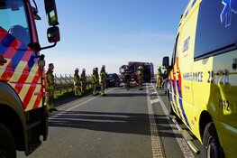 Gewonden bij botsing op Markerwaarddijk in Enkhuizen