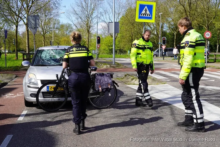 Fietser aangereden op IJsselweg in Hoorn