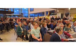 Dorpsveiling Ursem groot succes