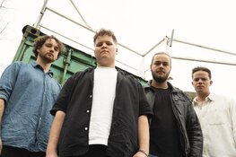 Searching Valentine op 11 mei bij UPTOWN LIVE