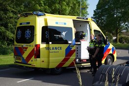 Fietser gewond na aanrijding in Lutjebroek