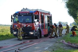 Tractor in brand aan Slimweg in Hoogkarspel