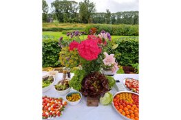 Proeverij van eigen oogst in de Garden op 3 augustus