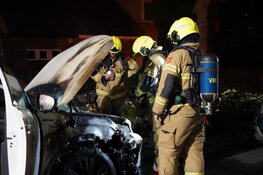 Auto vermoedelijk in brand gestoken in Bovenkarspel
